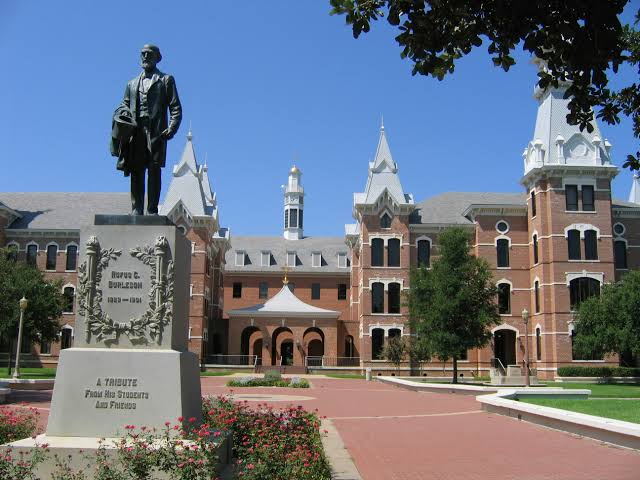 Baylor University - top Universities in USA without application fee