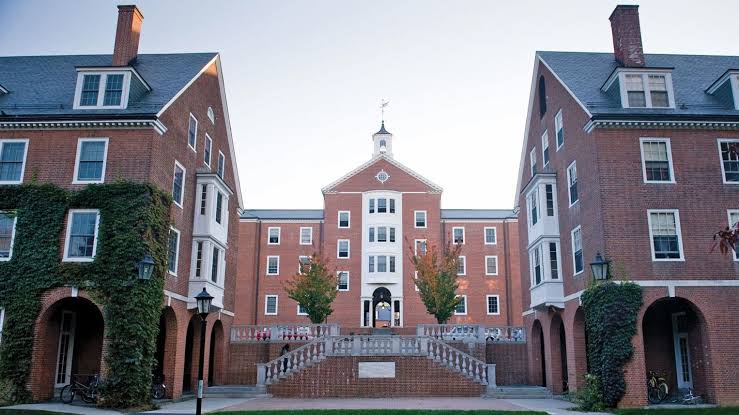 Smith College - List of universities in USA with no application fee